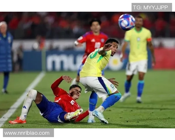 大眼瞪小眼！巴西2-0领先被日本逆转 安帅场边表情丰富难掩无奈