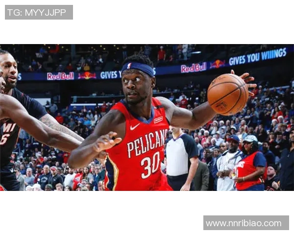 愿无大碍!开拓者官方宣布韦斯利右脚受伤 本场比赛不会回归 愿无大碍!开拓者官方宣布韦斯利右脚受伤 本场比赛不会回归